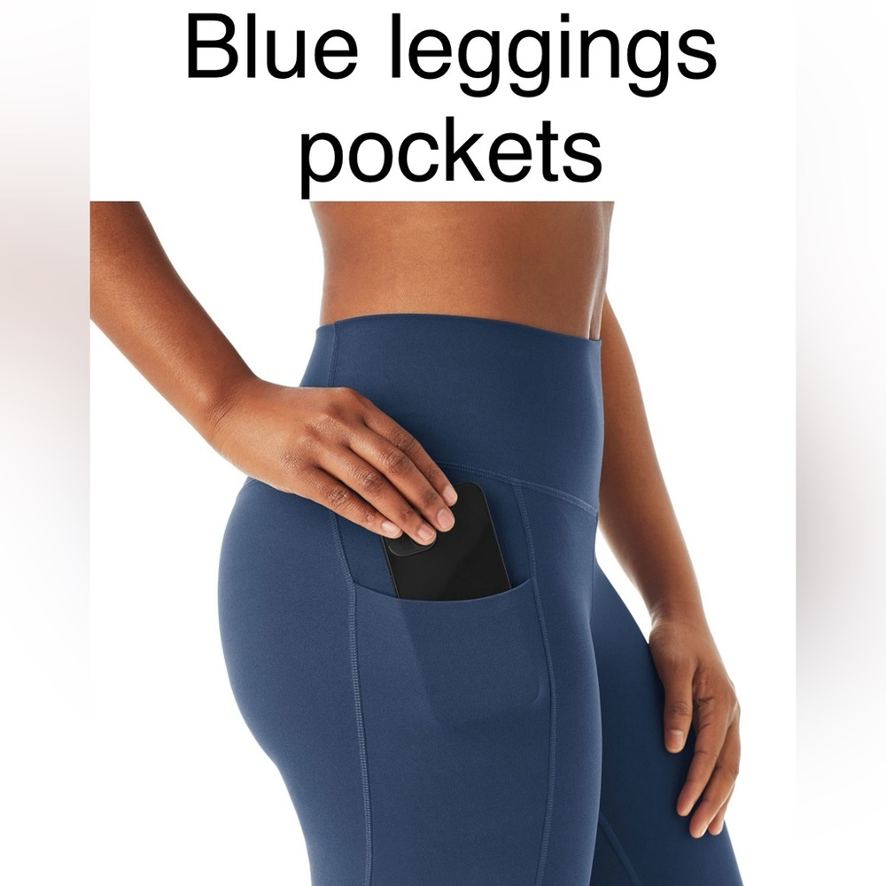 Women’s navy blue high rise, ankle leggings, color with pocket